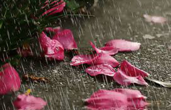 I danas veoma toplo, biće i kiše