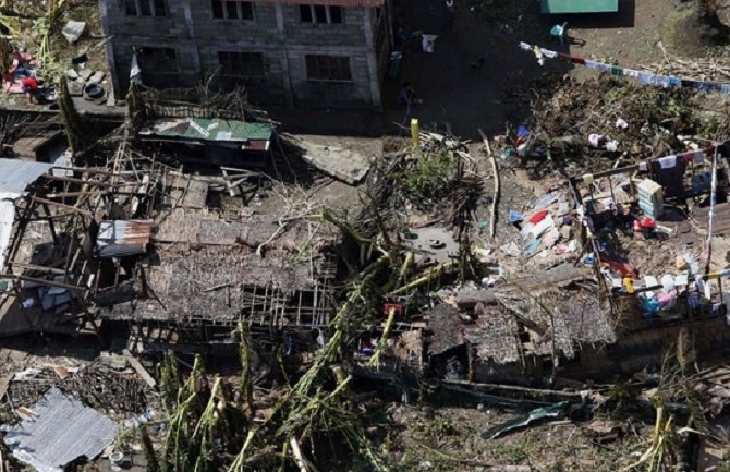 Nevrijeme na Filipinima usmrtilo najmanje 27 osoba