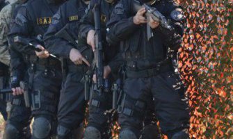 Specijalci upali u pogrešnu kuću, tukli vlasnike