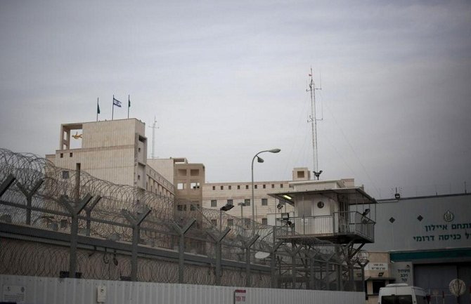 Sve više palestinskih zatvorenika stupa u štrajk glađu