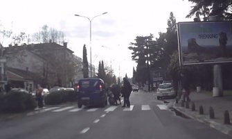 Identifikovan vozač koji je oborio djevojku na pješačkom (VIDEO)