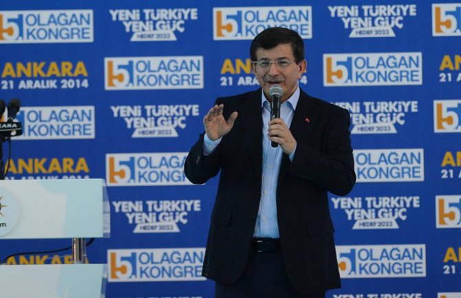 Davutoglu odlučan da kazni intrige protiv volje nacije