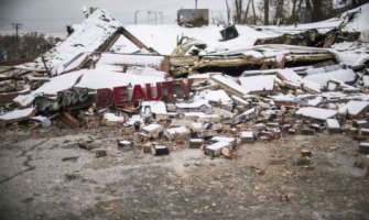 SAD: Četiri osobe izgubile život u sniježnoj oluji
