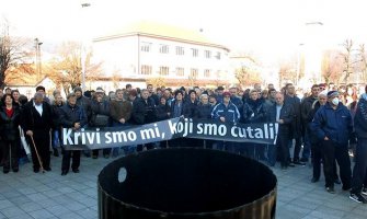 Sa građanskog protesta upućeni zahtjevi Skupštini, Vladi i Lokalnoj upravi