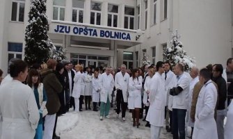 Medicinski radnici i danas protestovali u Bijelom Polju
