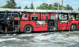 Beograd: Zapalio se autobus