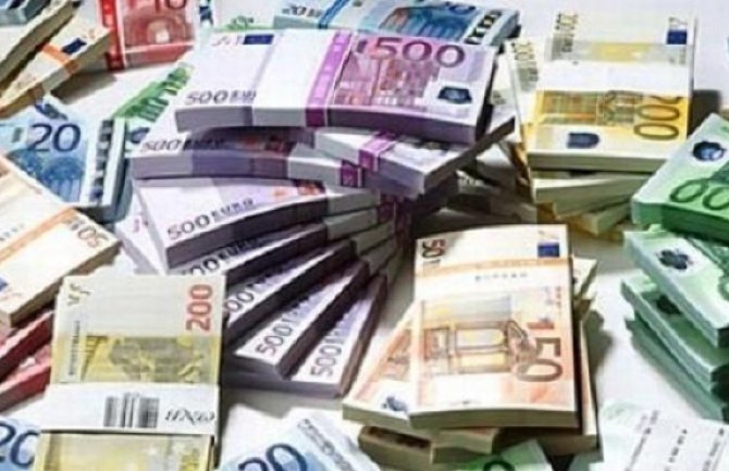 Opštine partijama duguju preko 850 hiljada eura