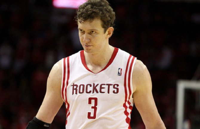 Ašikov novogodišnji poklon za Sparse