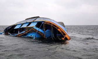  Filipini: Potonuo norveški teretni brod