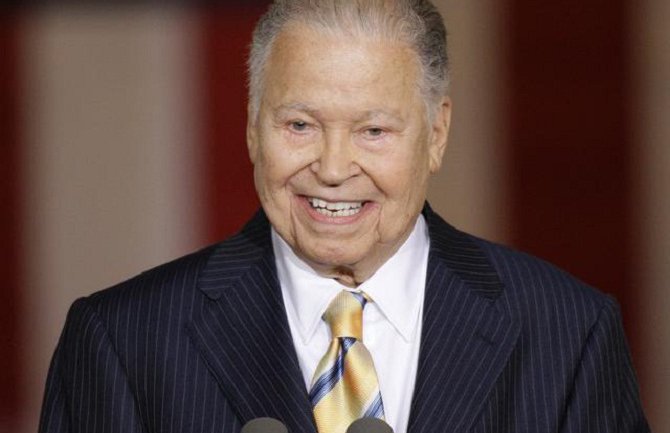 Preminuo  Edvard Bruk, prvi crni senator u SAD