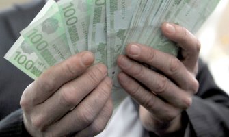 Više kredita, niže kamatne stope