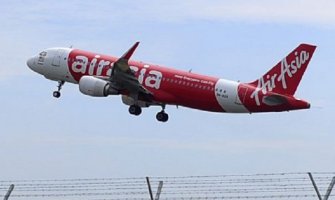  Kopilot upravljao avionom 