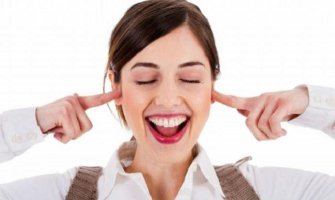 Šta znači kad zatreperi brada, oko, obrva..?