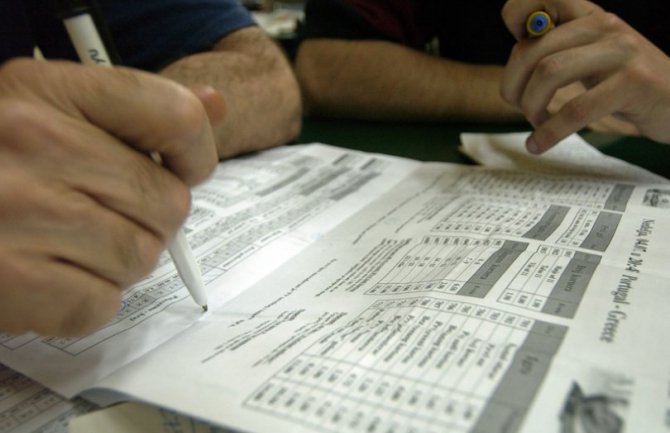 Građani se protive da im se odbija 15 odsto od dobitka 