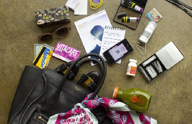 Ženska torba prljavija od WC šolje?