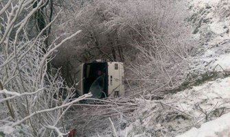 Autobus za Herceg Novi sletio s puta,poginule dvije državljanke CG i jedna BiH