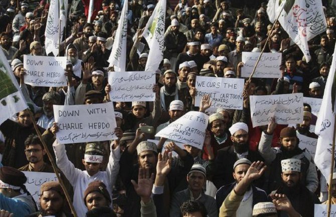 Osudili objavljivanje karikatura i nasilja