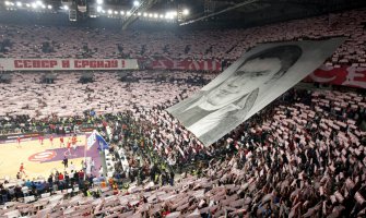 Atmosfera sa utakmice Zvezda - Galatasaraj (VIDEO)