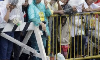 Volonterka stradala tokom mise pape Franja