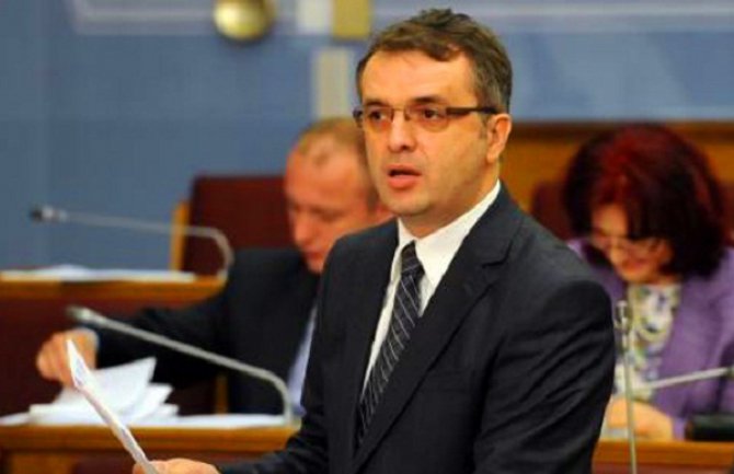 Danilović napušta i Novu?