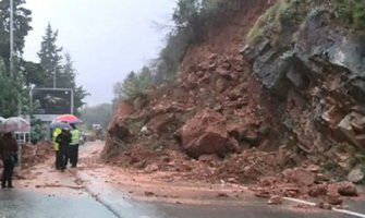 Zavala: Uspostavljen saobraćaj u obje trake