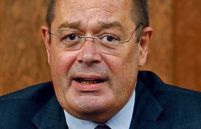 Sutorina je crnogorska, to se može osporiti samo u Hagu 