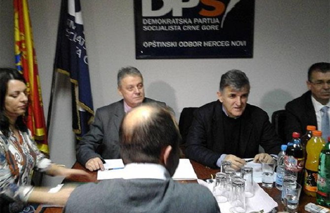 Gojković gradonačelnik, Radman predsjednik SO