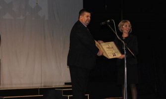  Priznanje Kliničkom centru Crne Gore