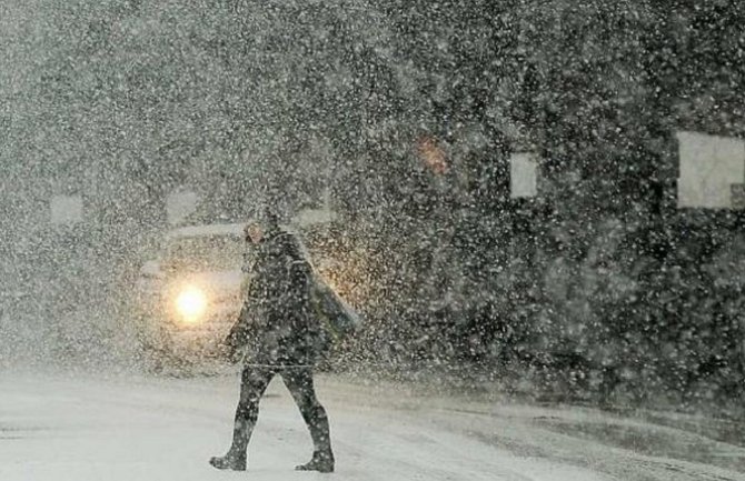 Crveni meteo-alarm za Hercegovinu, zapadne djelove Bosne i Dalmaciju