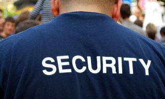 Policajci zbog malih plata prinuđeni da tezgare