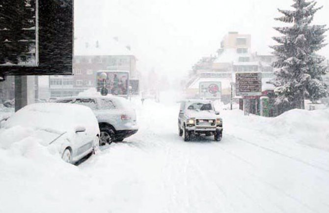 Put Šavnik-Žabljak otvoren za putnička i kombi vozila