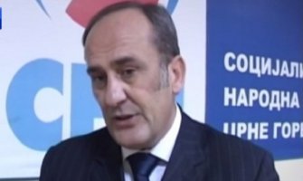 Kao i uvijek do sada, ja sam sa obije noge u SNP-u