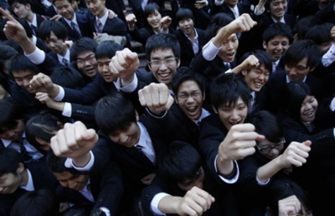 RADE PREVIŠE: Japanci će biti primorani da koriste godišnji odmor