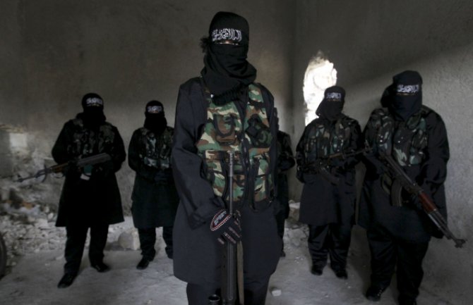 Blizu 100 žena i djevojaka iz Njemačke otišlo na ratišta u Siriju i Irak 