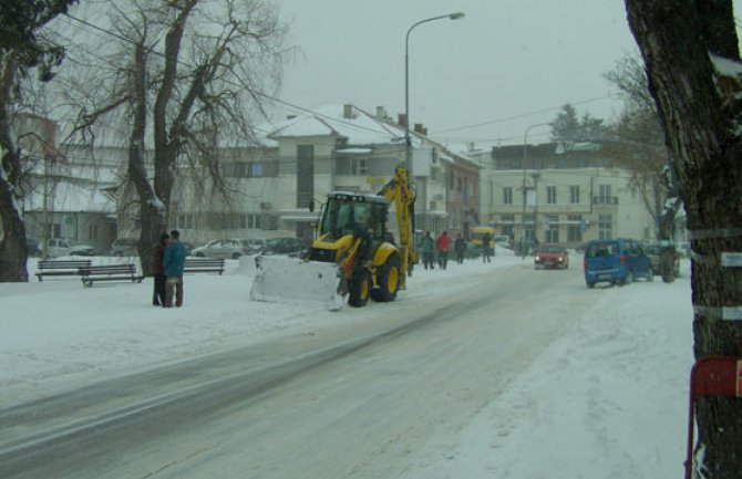 Zavijano 100 sela na Pešteru