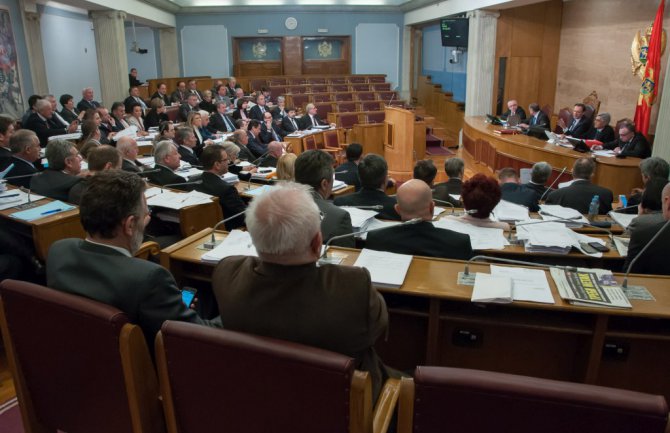 Rasprava o etičkom kodeksu poslanika 