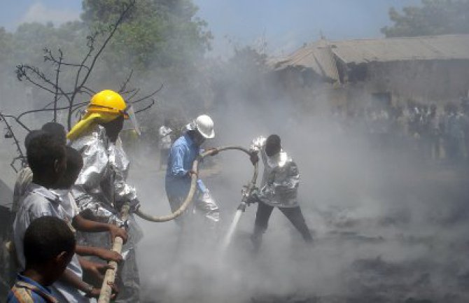 Samoubilački napad na hotel, poginulo deset osoba, povrijeđeni ministri