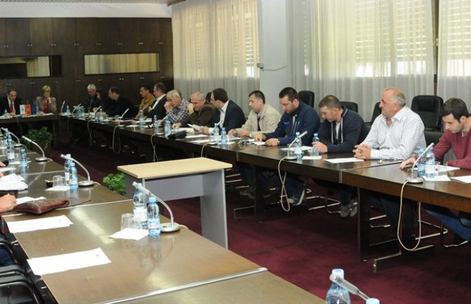 LPCG: Oprezno sa eksploatacijom crnogorskih resursa nafte i gasa