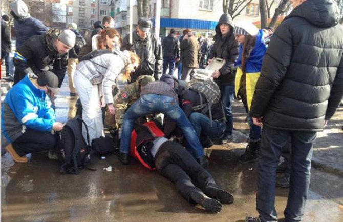 Dvoje poginulih u eksploziji bombe u Harkovu