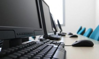 IT oprema isporučena Prirodno matematičkom fakultetu i u devet osnovnih škola