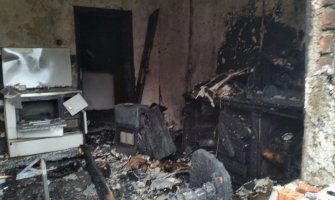 Požar u kući Asima Zejnilovića, pričinjena veća materijalna šteta
