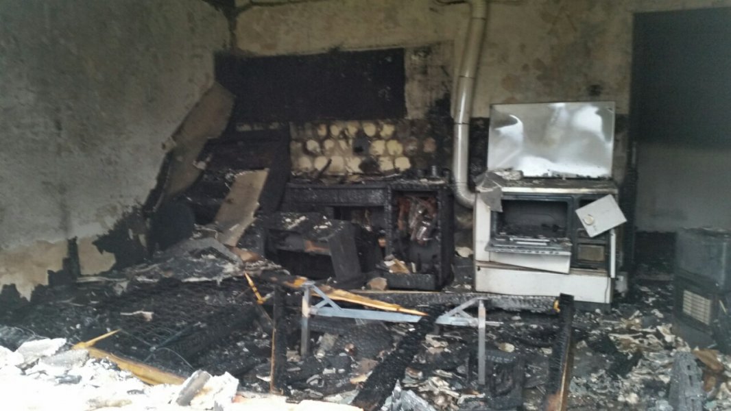 image07a090d316f7ce3f4a6dbef7c22b3935b94d4f952b27ea102b593f7f0140a4e1V