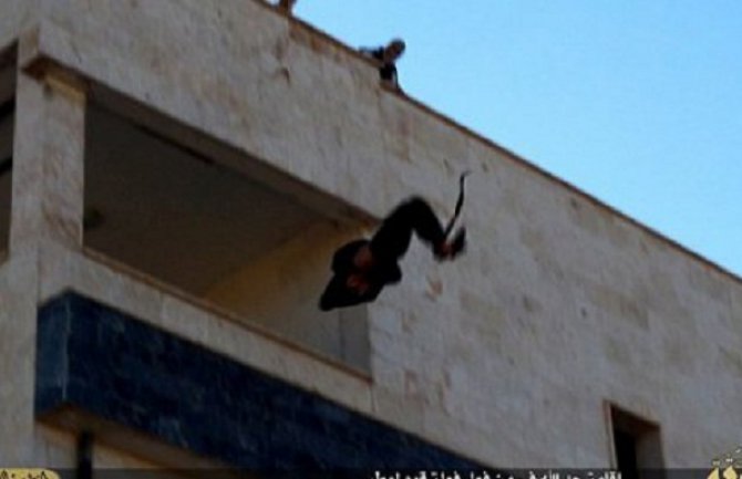 Džihadisti ponovo ubili homoseksualca, pa ga bacili sa krova