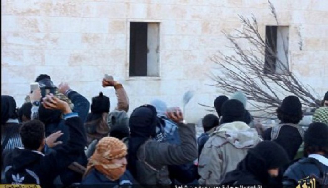 579483isis06fotoprintscreenf