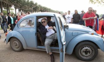 Odlazi najsiromašniji predsjednik