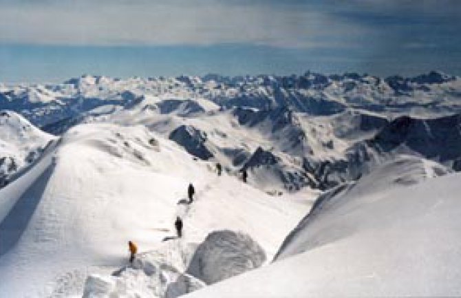  Planinari iz Srbije i BiH evakuisani helikopterom 