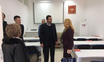 Ministarka Vlahović posjetila Fakultet za crnogorski jezik i književnost