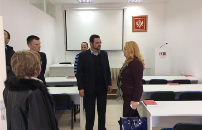 Ministarka Vlahović posjetila Fakultet za crnogorski jezik i književnost