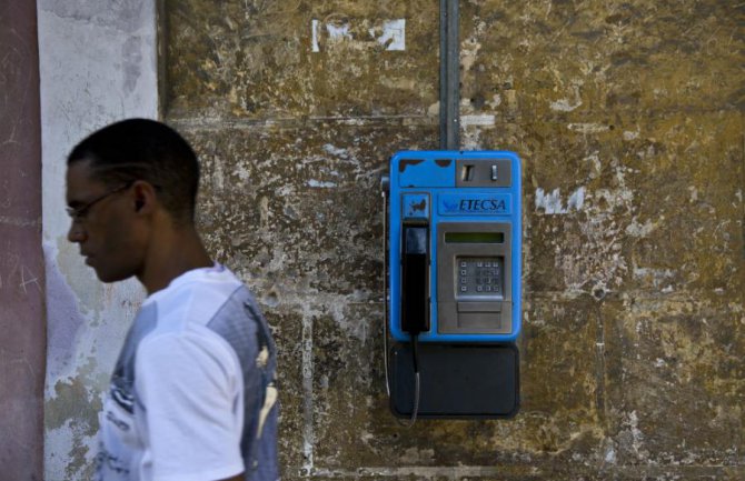 Uspostavljena direktna telefonska veza SAD-Kuba