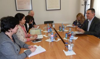 Unaprijediti postojeću saradnju UPCG i UC